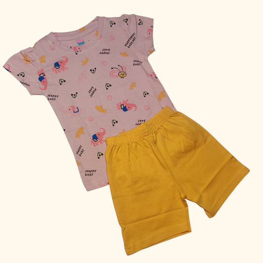Baby girl cotton set with abstract print t-shirt and mustard shorts